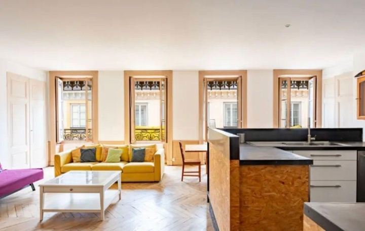  Annonces LYON 1ER Apartment | LYON (69001) | 123 m2 | 3 500 € 